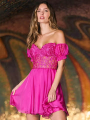 Short Sweetheart Neck Lace Charming With Homecoming Dress
