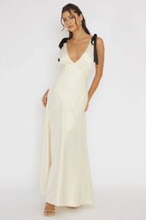New York Minute Bow Shoulder Dress Oyster
