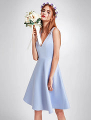 Satin V Neck Sleeveless Knee Length Wedding Party Short Bridesmaid Dresses