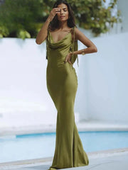 Elegant Spaghetti Strap Open Back Straight Floor-Length Dresses