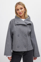 Women’s Double-Breasted Trench Coat – Timeless Structure with Everyday Elegance