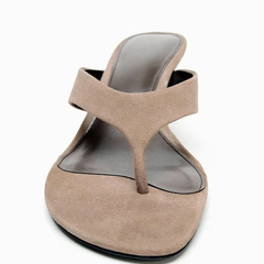 Luxury Designer Faux Suede Slippers Round-Toe Flip-Flops Comfort High-Heeled Sandals for Ladies Beach Shoes