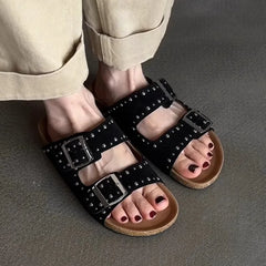 Metal Rivets Decorative Slippers Belt Buckle Designer Slippers for Flat Sandals Cozy Flip Flops