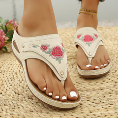 Solid Color Slippers Round Head Thick Bottom Hollow Outer Wear Human Character Des Wedge Platforms Sandals
