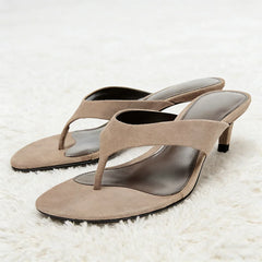 Luxury Designer Faux Suede Slippers Round-Toe Flip-Flops Comfort High-Heeled Sandals for Ladies Beach Shoes