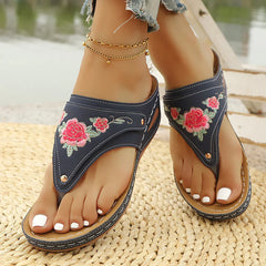 Solid Color Slippers Round Head Thick Bottom Hollow Outer Wear Human Character Des Wedge Platforms Sandals