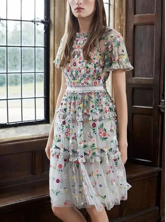 Round Collar Flower Embroidery Lace Gauze Formal Dress