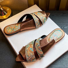 Totem Printed Design Slippers Peep Toe Slides Sandals Light Comfort Street Style Beach Flat Sandals